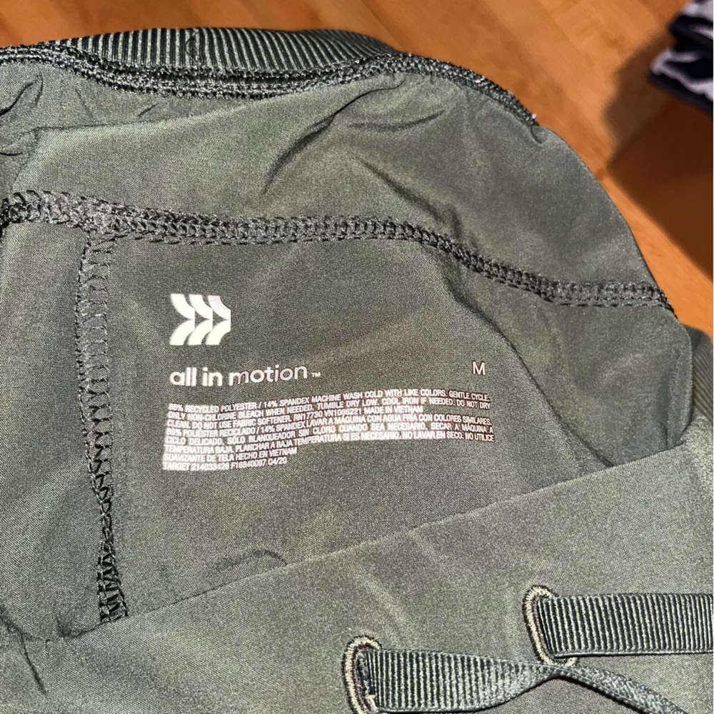 all in motion Stretch Woven Cargo Joggers - Picture 5 of 7